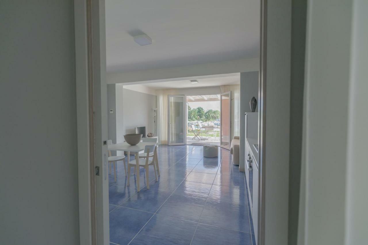 Residence Delfino, Portorosa Furnari Eksteriør bilde