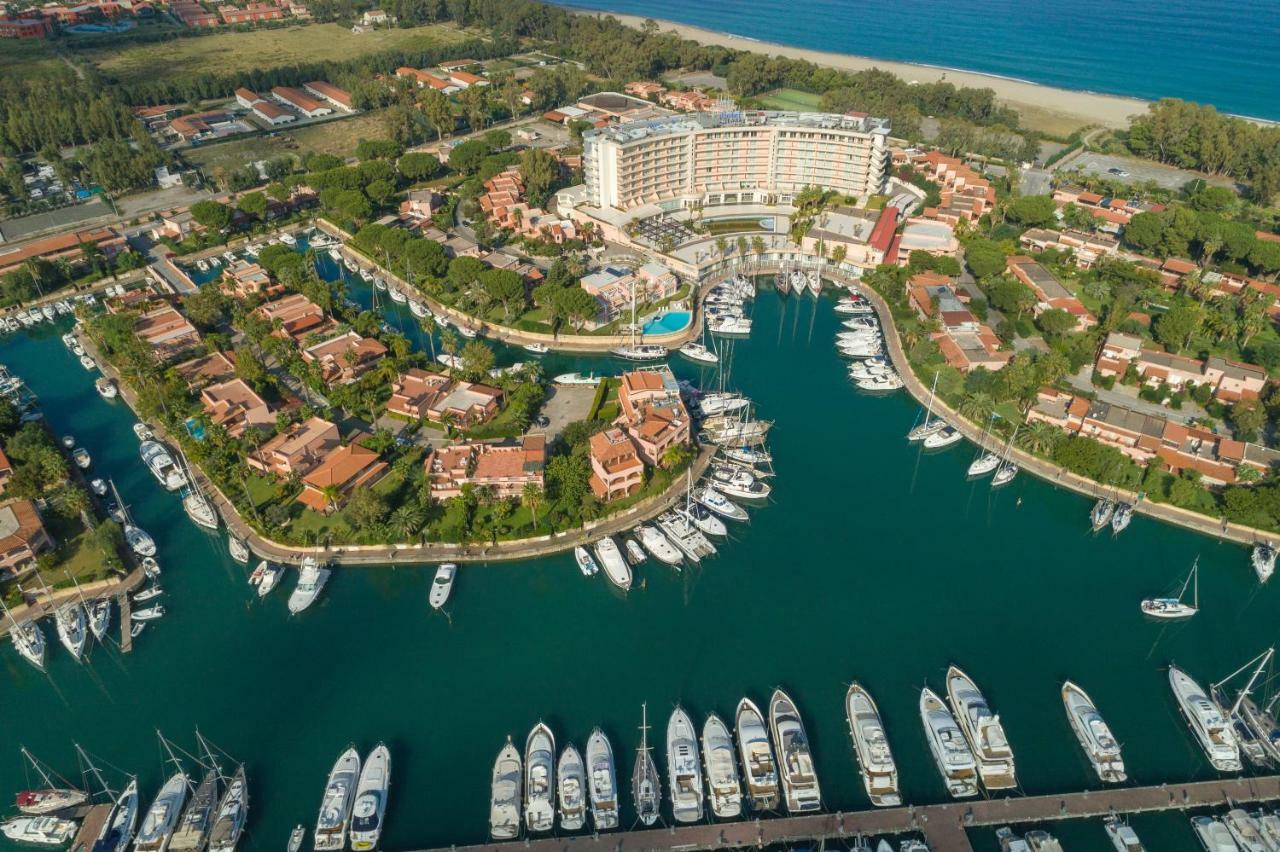 Residence Delfino, Portorosa Furnari Eksteriør bilde
