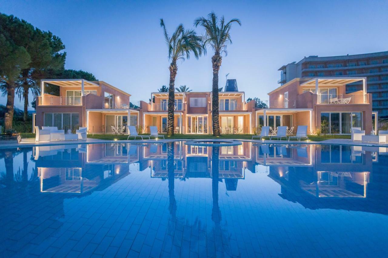 Residence Delfino, Portorosa Furnari Eksteriør bilde