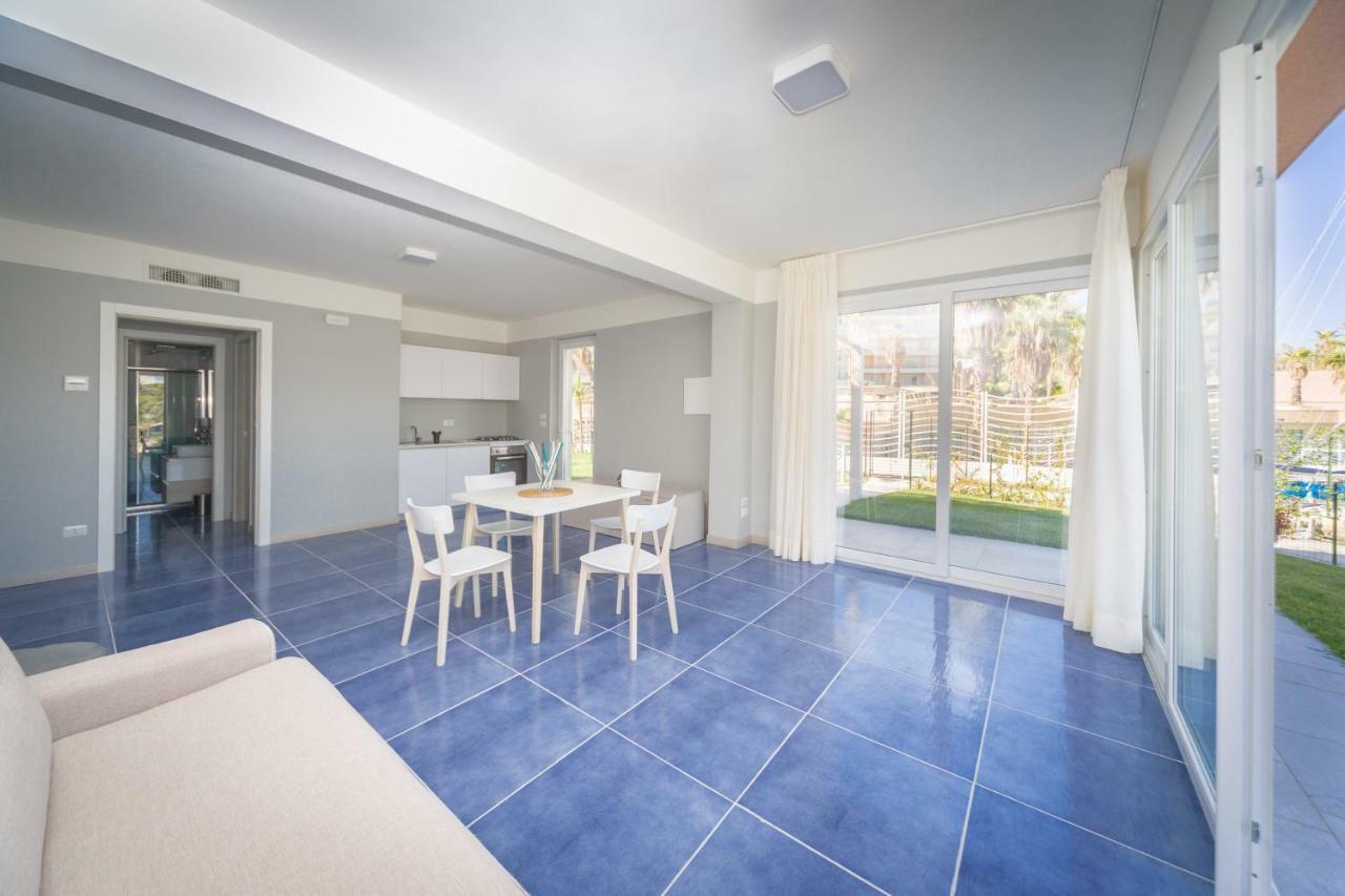 Residence Delfino, Portorosa Furnari Eksteriør bilde