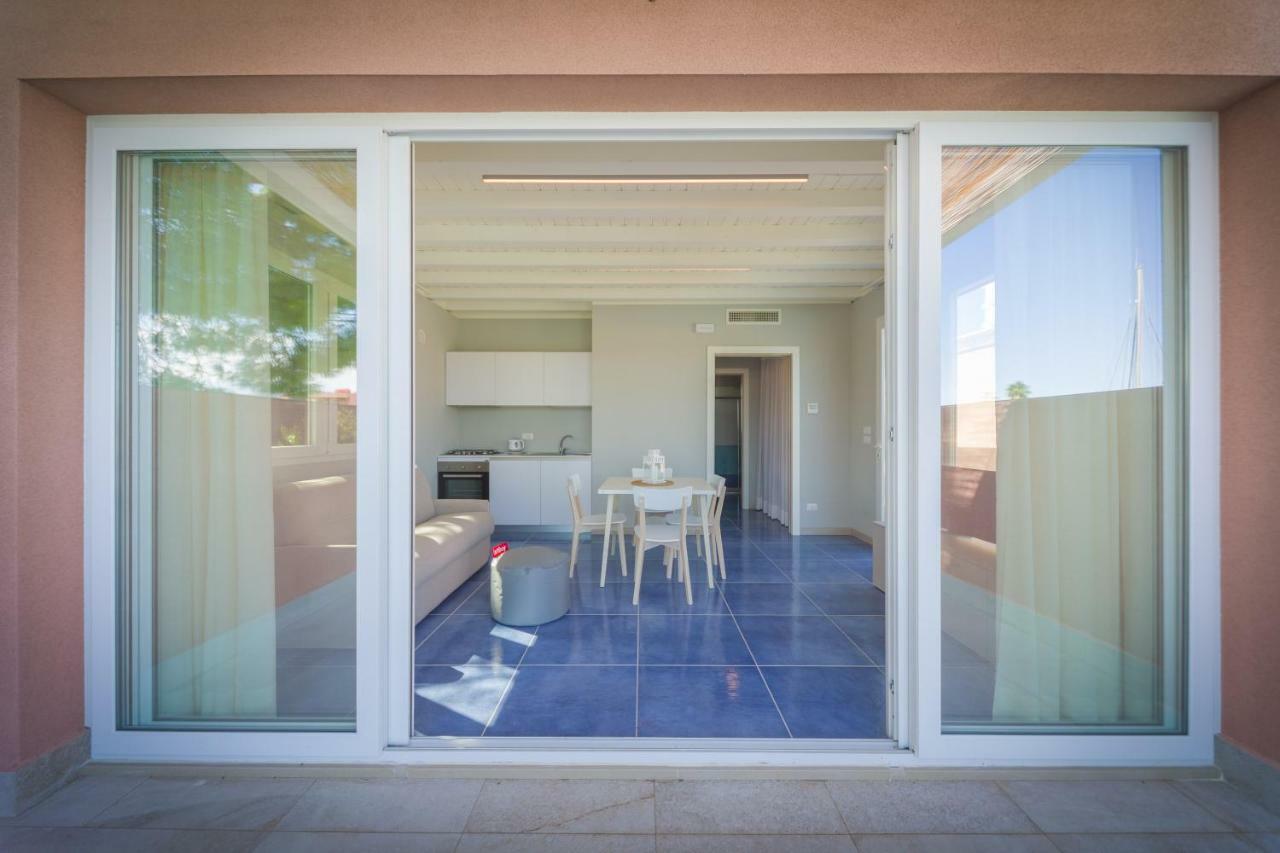 Residence Delfino, Portorosa Furnari Eksteriør bilde
