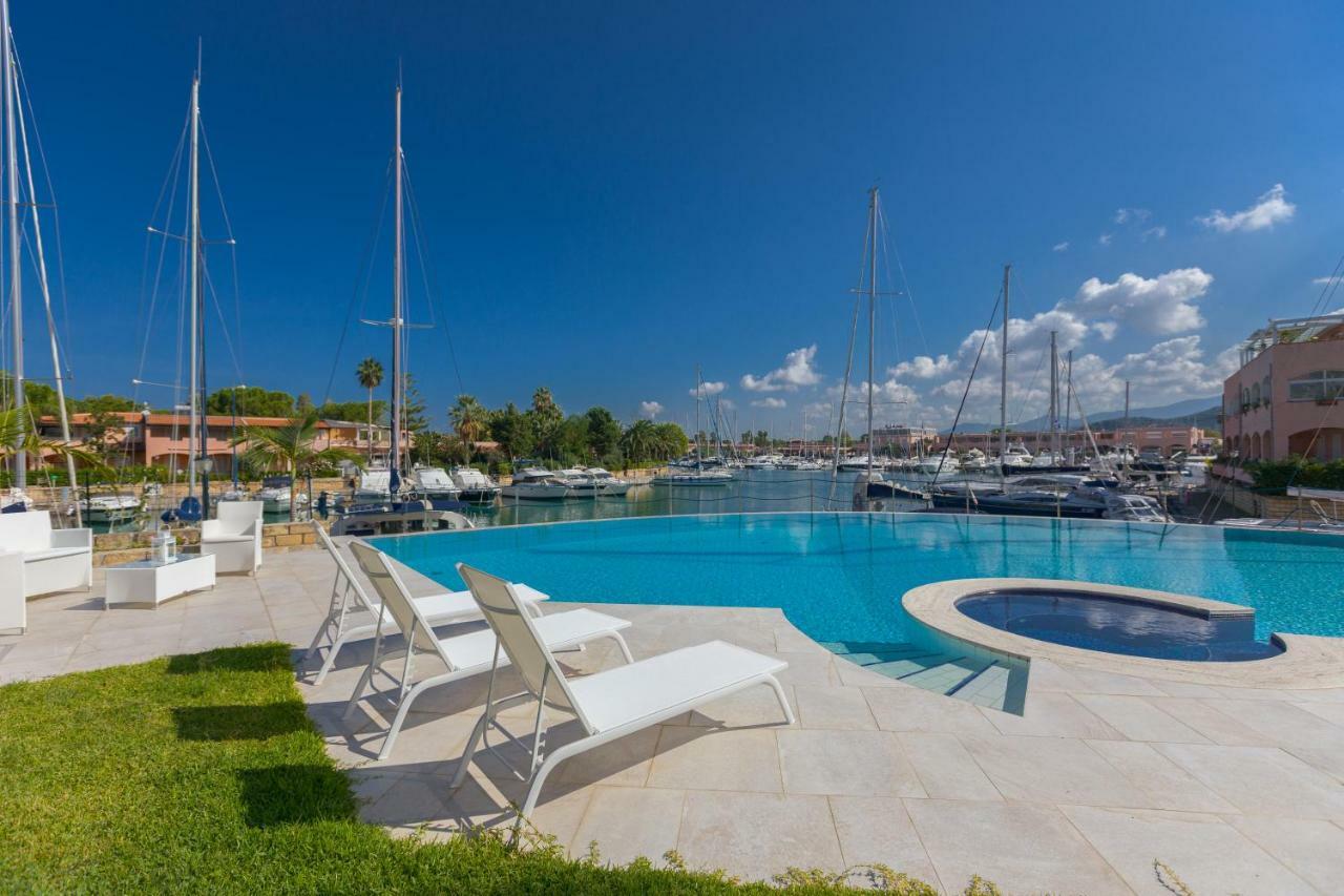 Residence Delfino, Portorosa Furnari Eksteriør bilde