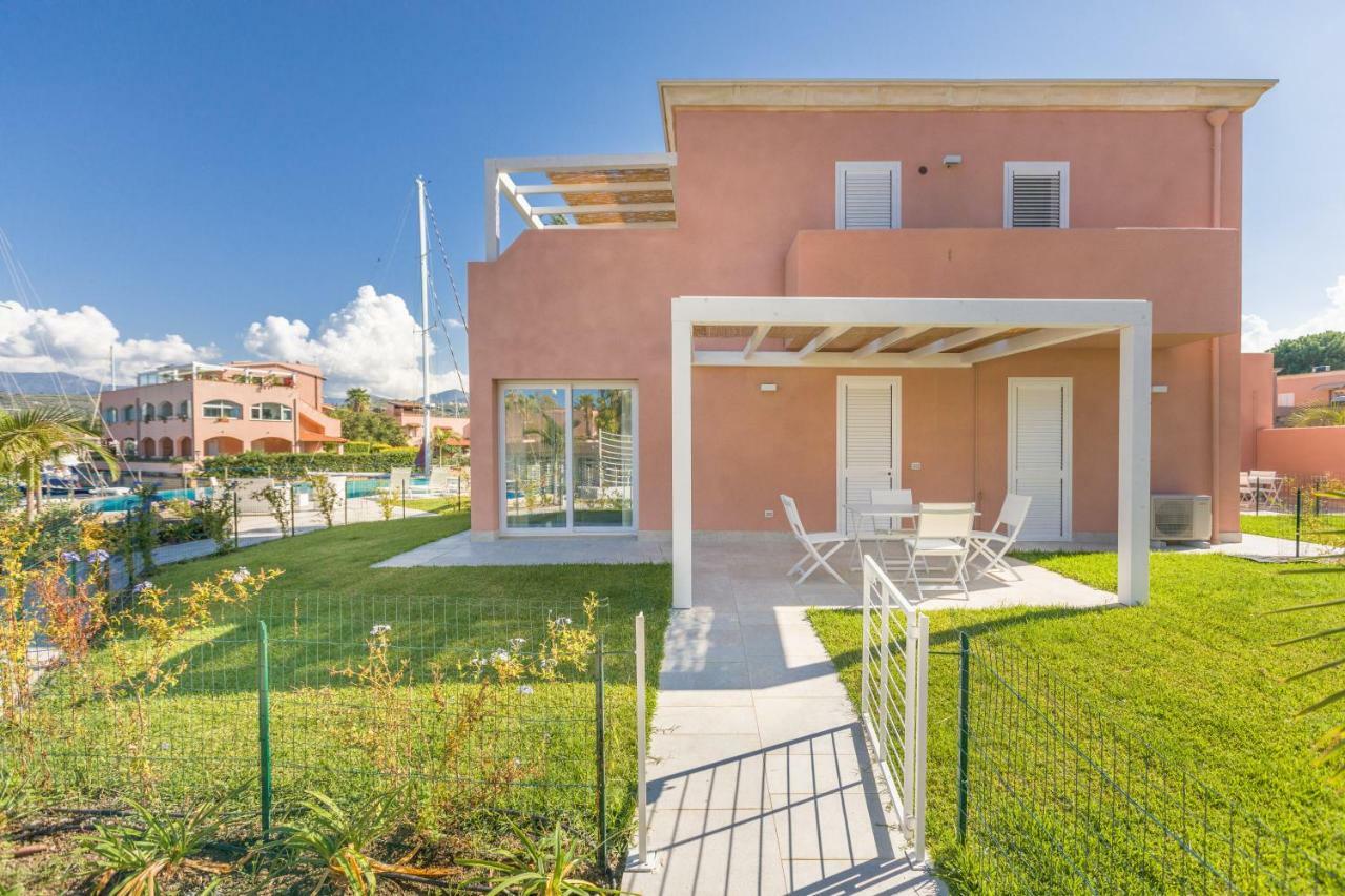 Residence Delfino, Portorosa Furnari Eksteriør bilde