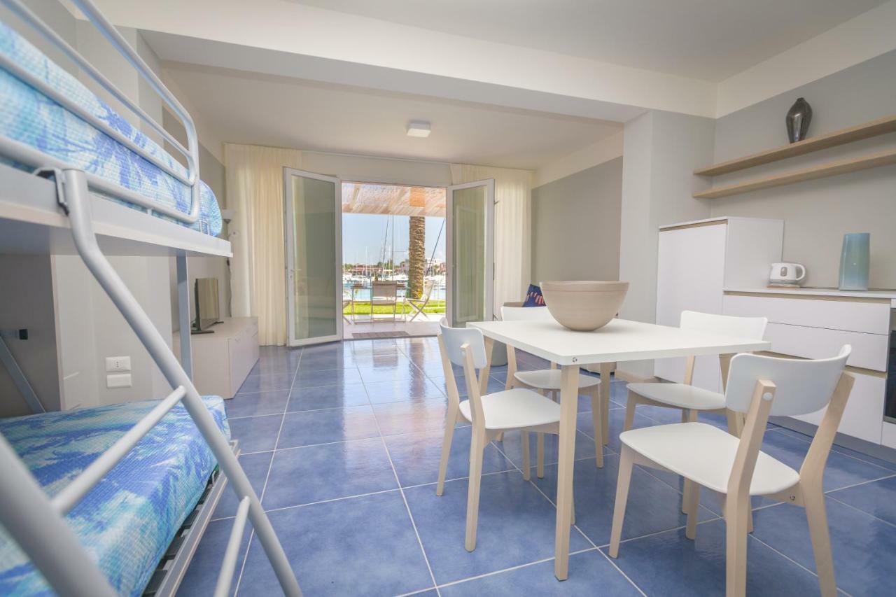 Residence Delfino, Portorosa Furnari Eksteriør bilde